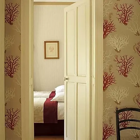 Du Chatelet 4*