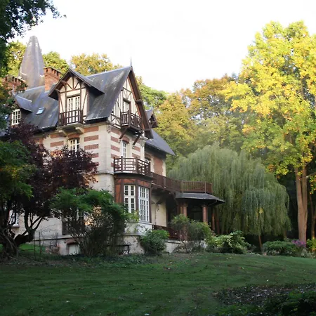 Frühstückspension Du Chatelet 4*