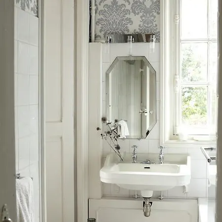 Du Chatelet Bed and breakfast