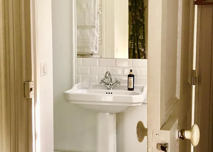 Du Chatelet Bed and breakfast