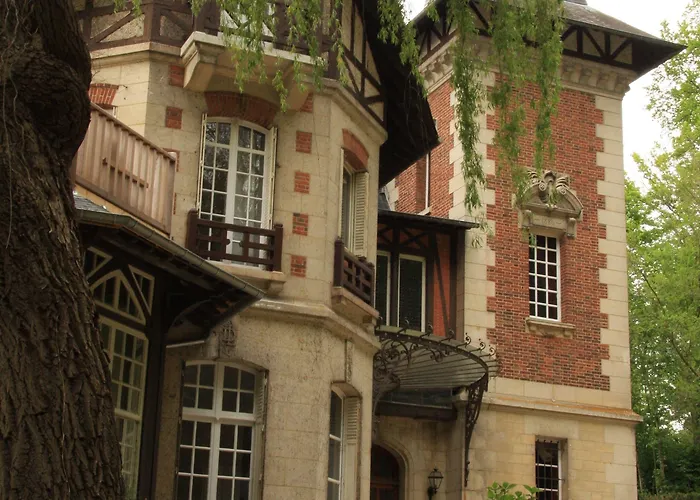 Du Chatelet Bed and breakfast 4*